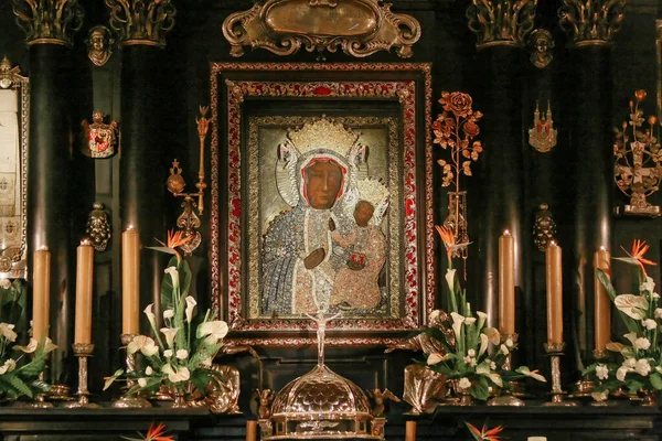 Prachtig Beeld Van Zwarte Madonna Van Czestochowa Stockfoto