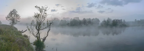 Lac Bleu Avec Ciel Nuageux Série Nature — Photo