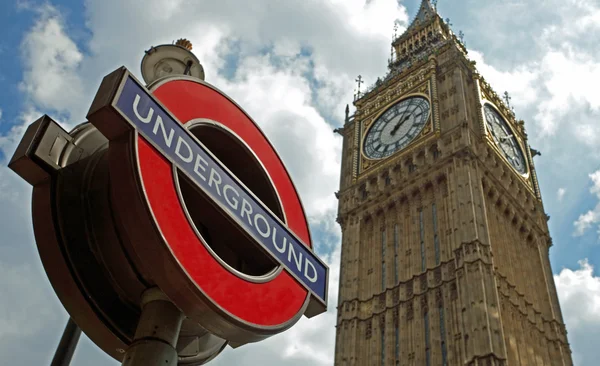 Underground sign and Big Ben — Stock Photo, Image