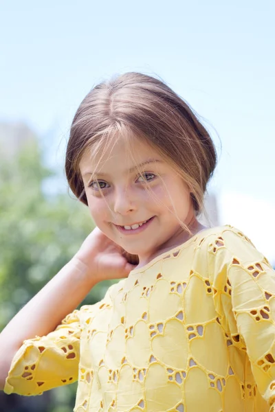 Portrait of little girl in summer environment — Stock Photo, Image