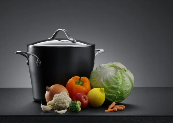 Pot and veggie — Stock Photo, Image