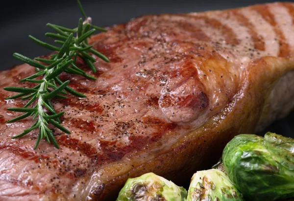 Close up steak — Stock Photo, Image