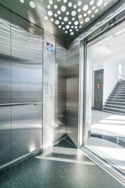 merdiven ofis binası