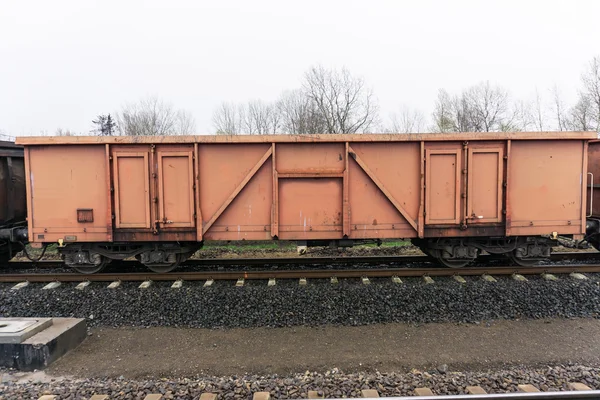 Boxcar op spoor — Stockfoto
