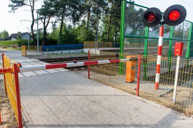 demiryolu parça geçiş