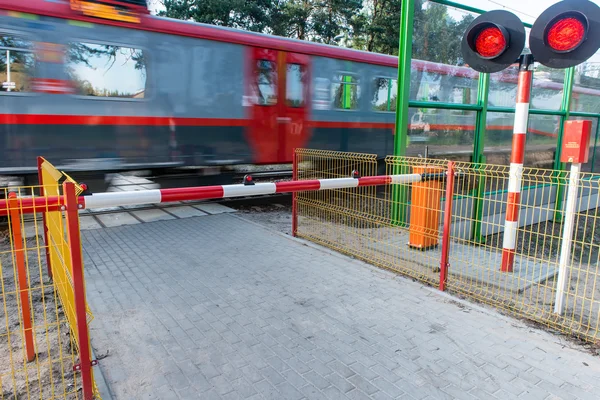 Crossing the railway track — Stock Photo, Image