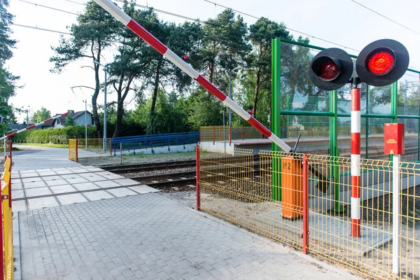 Crossing the railway track — Stock Photo, Image