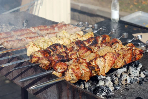 ızgara et ve sosis