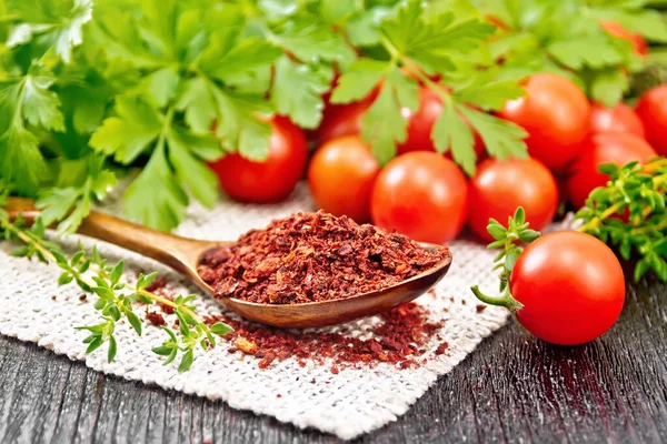 Dried Tomato Flakes Spoon Burlap Napkin Fresh Small Tomatoes Parsley — Stock Photo, Image