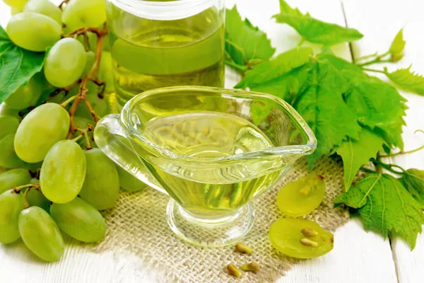 Grape Oil Gravy Boat Jar Sacking Berries Green Grapes Background — Stock Photo, Image