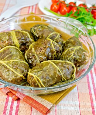 ravent cam tabakta kumaş üzerine dolma yaprak