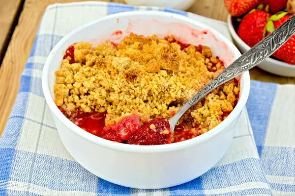 Crumble strawberry on board — Stock Photo, Image