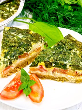 Pasta Kelt ıspanak ve plaka gemide domates ile