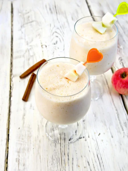 Jelly airy apple in wineglass on board — Stock Photo, Image