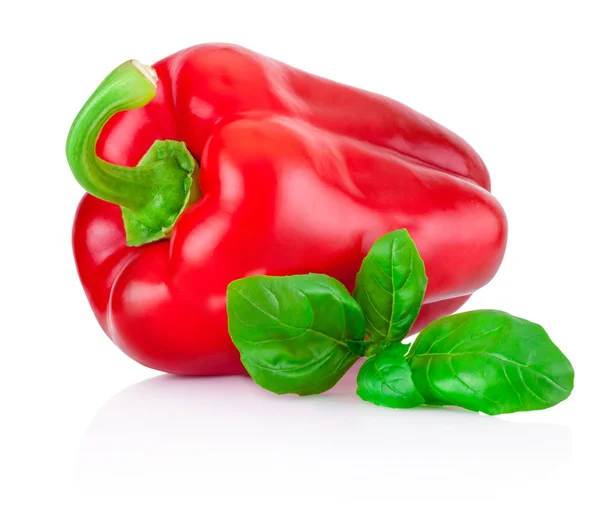 Paprika isoliert mit Blatt auf weißem Hintergrund — Stockfoto