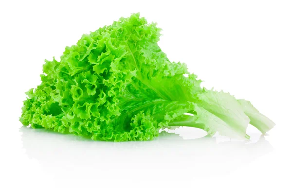 Свіжі зелені листочки салату ізольовані на білому тлі — стокове фото