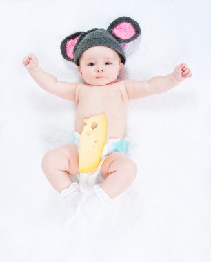 Peynir küçük bir çocukla