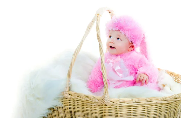 Grappige pasgeboren baby gekleed in easter bunny pak — Stockfoto