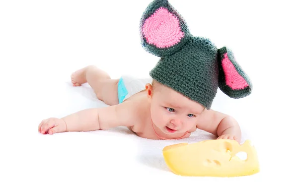 The little kid  with cheese — Stock Photo, Image