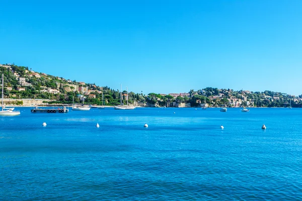 Panoráma Villefranche-sur-Mer, a szép, a francia riviérán. — Stock Fotó