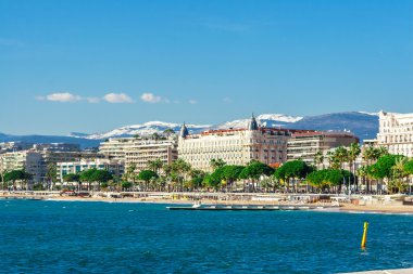Cannes, Fransa'nın panoramik görünüm.