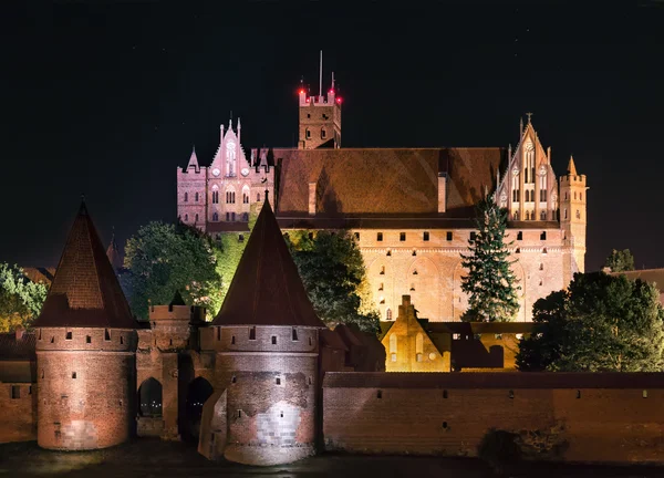 Avrupa Gotik kale en büyük. Malbork Polonya. Dünya Miras Listesi Unesco. — Stok fotoğraf