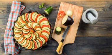 Ratatouille - vejetaryenler için bir yemek - Akdeniz mutfağı