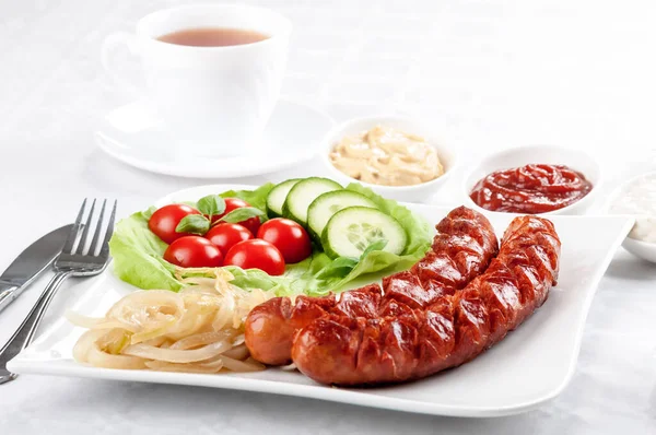 Herzhaftes Frühstück Bratwurst Mit Belag — Stockfoto