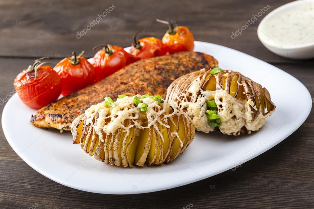 Featured image of post Steps to Prepare Chicken Hasselback Potatoes