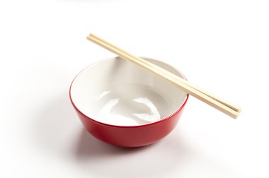 kase ve yemek çubukları