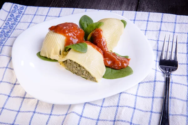 Cáscaras de caracol pasta — Foto de Stock