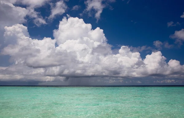 Tropické vody Indického oceánu — Stock fotografie