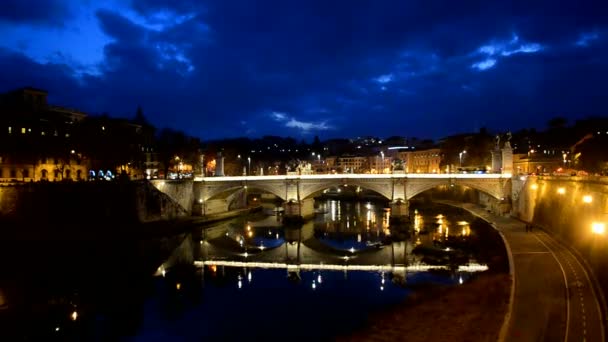 Roma notte paesaggio urbano, Italia viaggi diversità — Video Stock