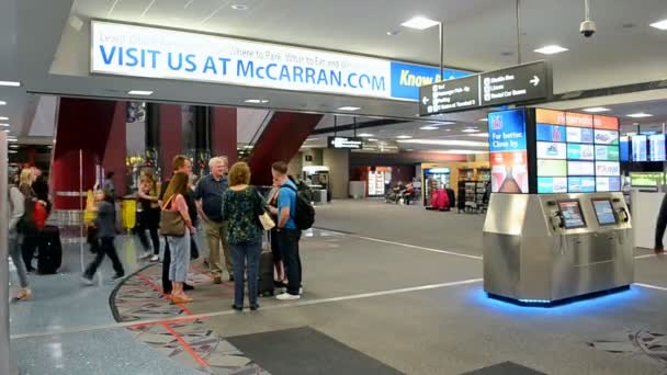 McCarran international airport interior in Las Vegas, Nevada, USA. — Stock Video