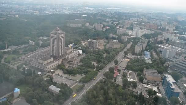 Kiev vista aérea del paisaje urbano en el día de verano, Ucrania detalles de viaje , — Vídeo de stock