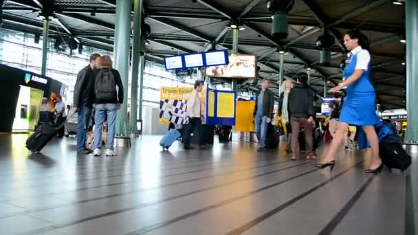 Amsterdam Airport Schiphol en Amsterdam, Países Bajos , — Vídeo de stock