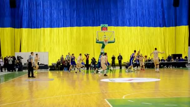 Campeonato de baloncesto F4 Final en Kiev, Ucrania . — Vídeo de stock