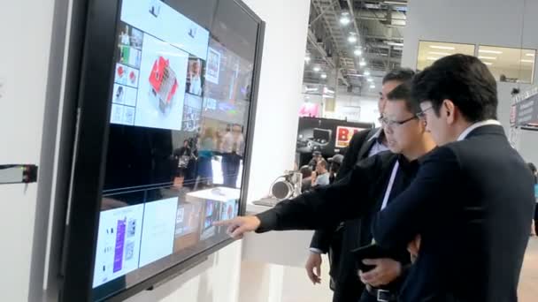 Video wall panel, NAB Show 2014 mostra a Las Vegas, Stati Uniti . — Video Stock