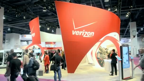 Verizon demo na exposição NAB Show 2014 em Las Vegas, EUA . — Vídeo de Stock