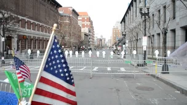 Boston, badaczy na Boylston Street, Stany Zjednoczone Ameryki. — Wideo stockowe