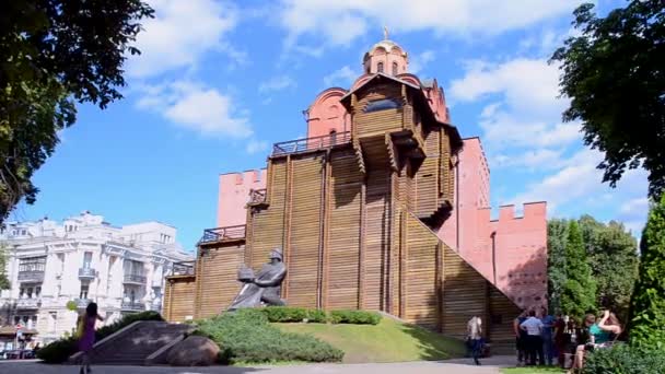 Golden Gates of Kiev i Kiev, Ukraina. (72396) — Stockvideo
