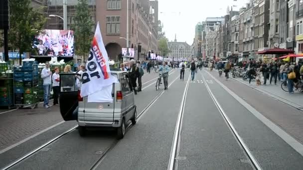 Red Care manifestatie in Amsterdam, Nederland. — Stockvideo