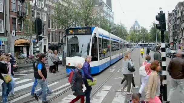 Tram transportationRed Care manifestação em Amsterdã, Holanda . — Vídeo de Stock