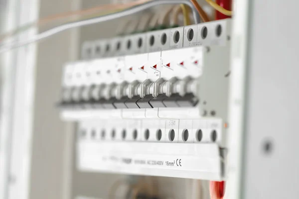 Cableado de los interruptores de cableado eléctrico — Foto de Stock