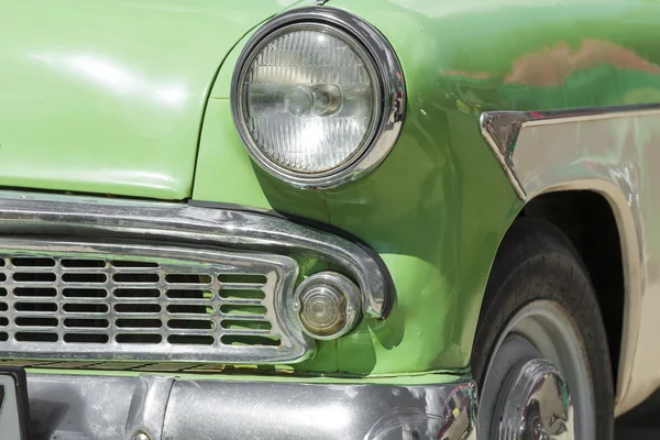 Headlight and radiator front view  retro car — Stock Photo, Image