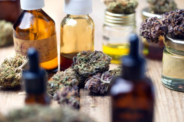 Marihuana Medicinal Cannabis Cbd Capullos Cáñamo Concepto Medicina — Foto de Stock