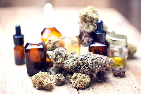 Marihuana Medicinal Cannabis Cbd Capullos Cáñamo Concepto Medicina — Foto de Stock