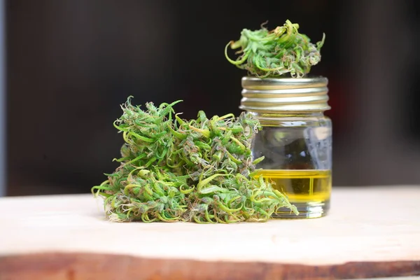 Marihuana Medicinal Cannabis Indica Aceite Cbd Cogollos Cáñamo —  Fotos de Stock