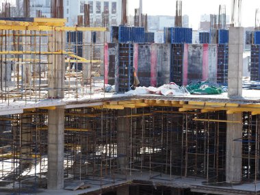 Beyaz Rusya, Minsk, 2021. işyeri inşaat sahası endüstriyel iş..