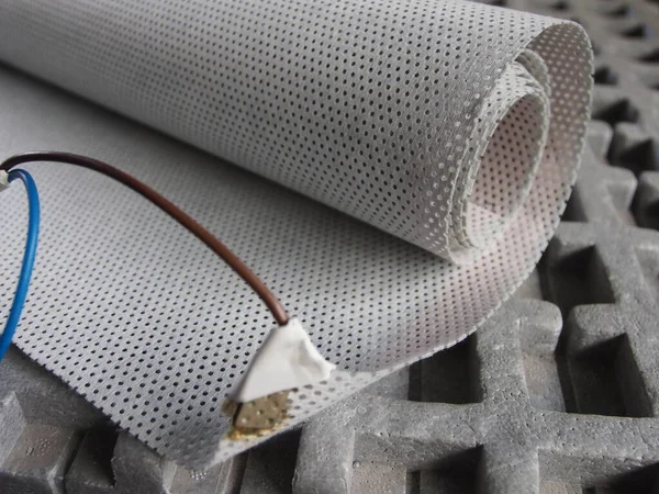 innovative electric heating cloth in a roll space heating element